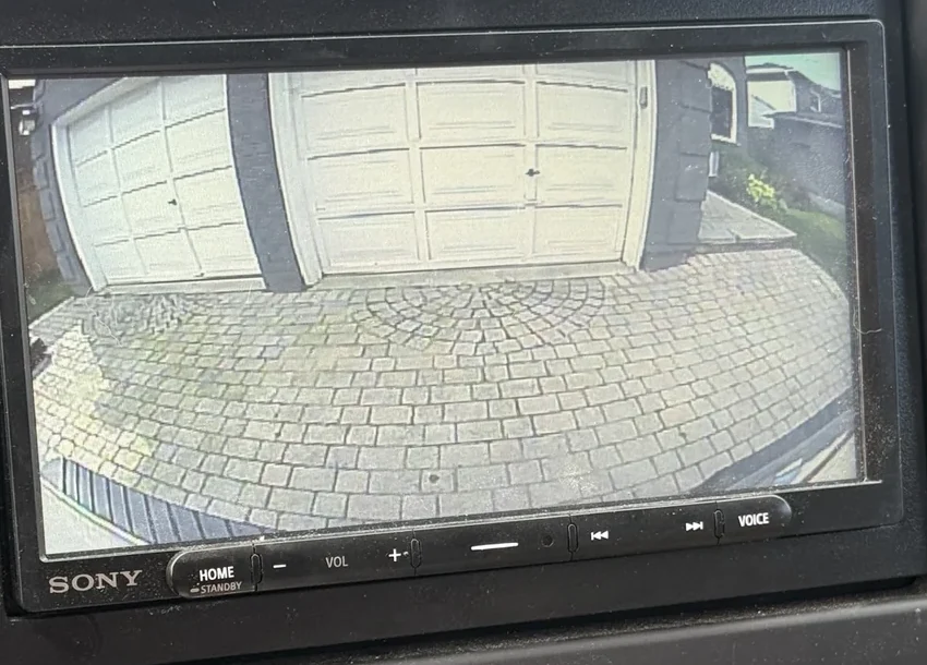 Centered Sony aftermarket display and reverse-camera example